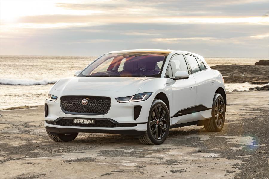 Jaguar I-Pace EV400 AWD SE 2018 года  (AU) (фото 31 из 40)